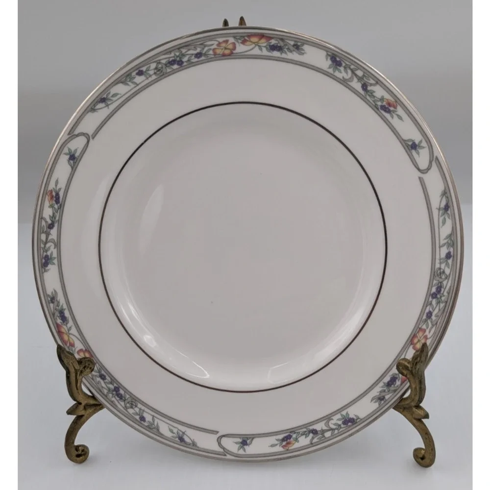 Royal Doulton Arlington Salad Plate set of 8 Plates 8
